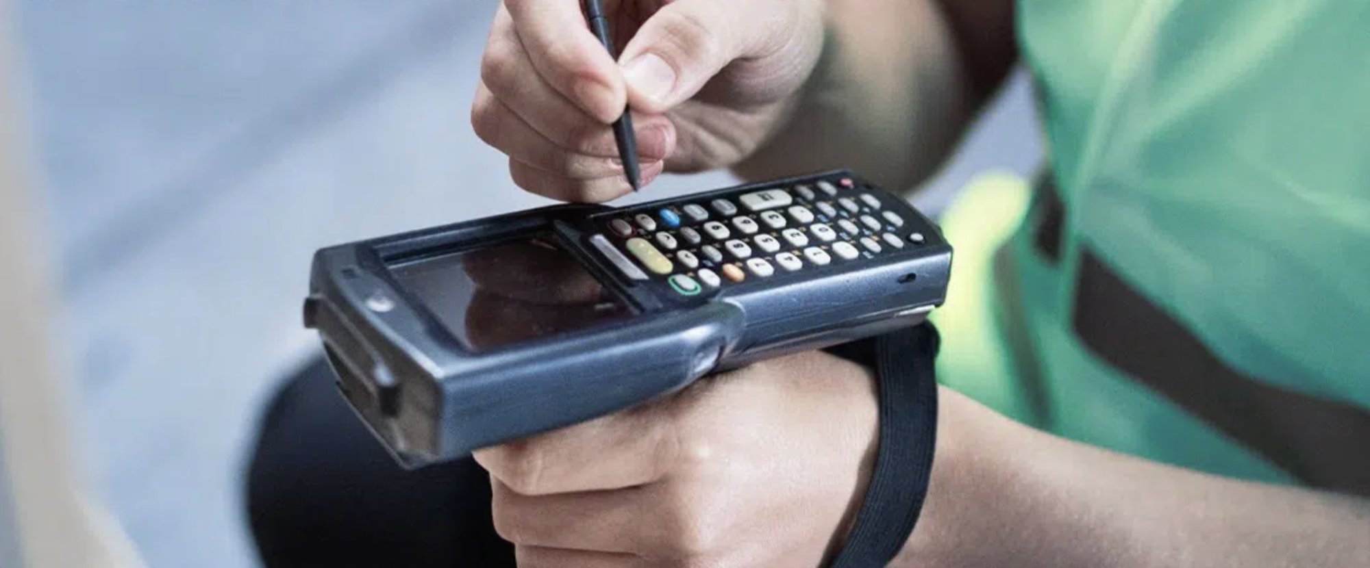 Zebra MC3300 là dòng máy kiểm kho PDA công nghiệp 